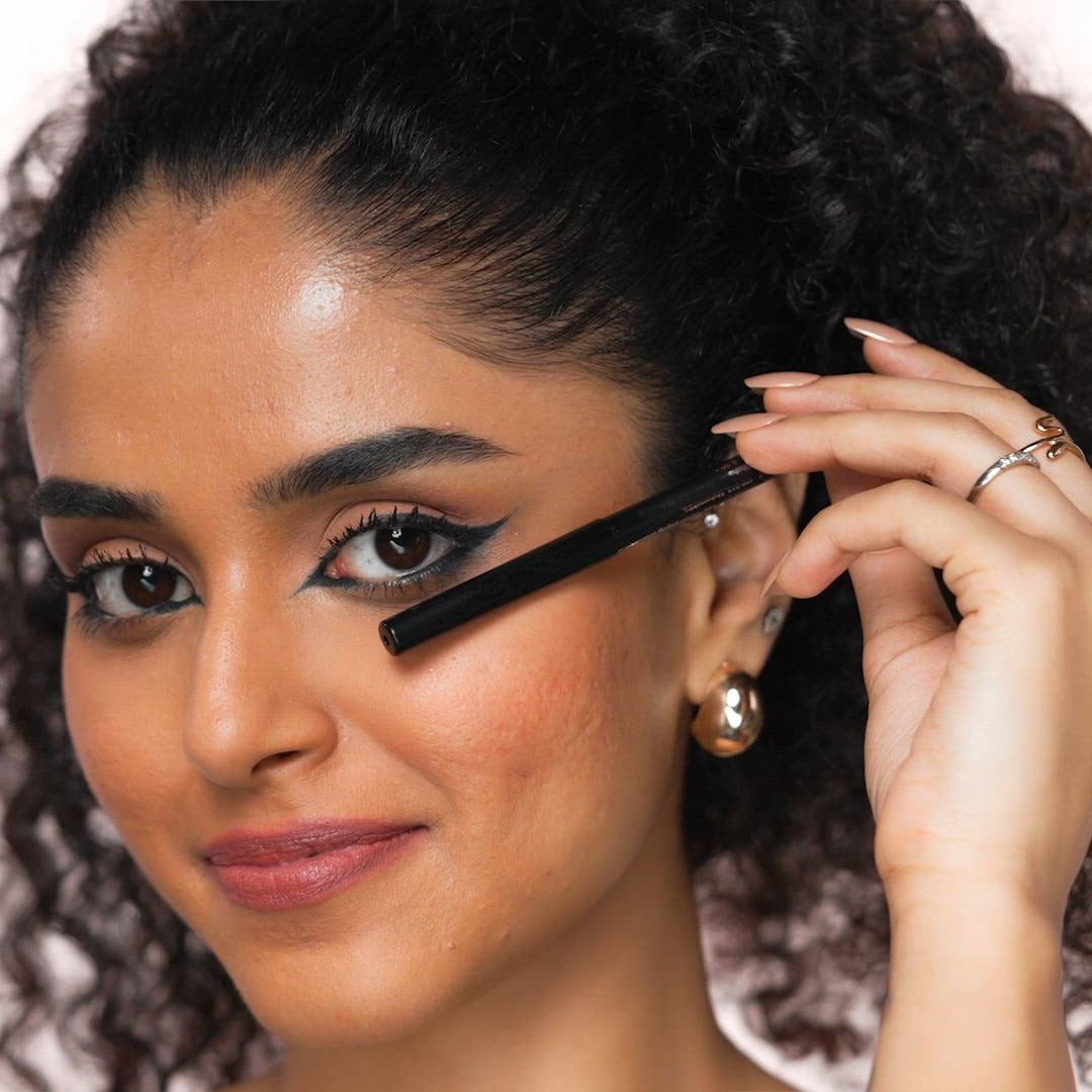 Nykaa Magic Smudge-Proof Kajal Pencil – Intense Black